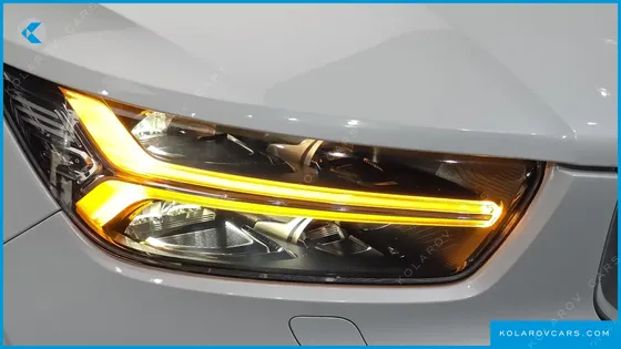 VOLVO XC40 B4 INSCRIPTION