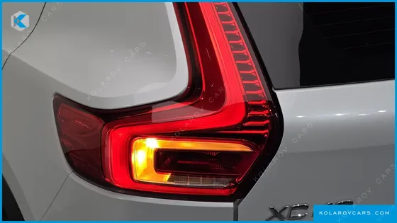 VOLVO XC40 B4 INSCRIPTION