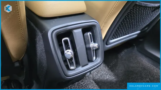 VOLVO XC40 B4 INSCRIPTION