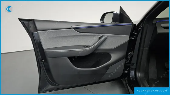 TESLA MODEL Y PREMIUM RWD