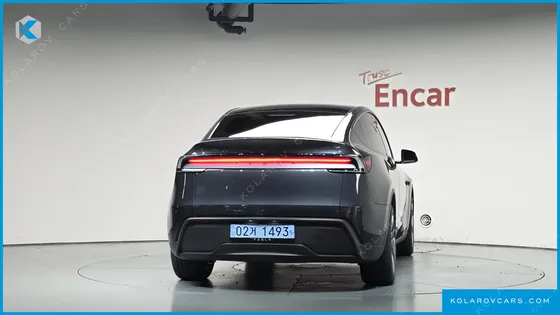 TESLA MODEL Y PREMIUM RWD