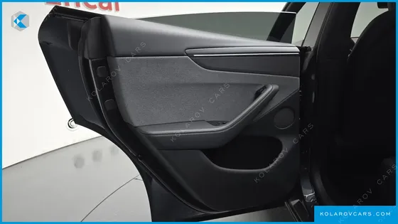 TESLA MODEL Y PREMIUM RWD