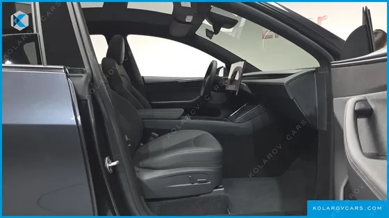 TESLA MODEL Y PREMIUM RWD