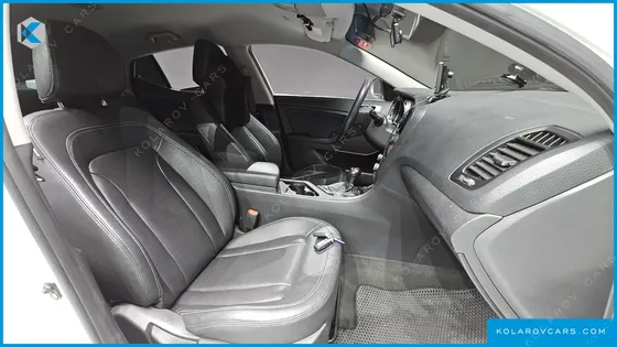 KIA K5 2.0 DELUXE