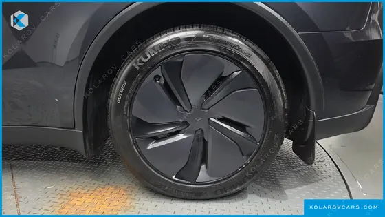 TESLA MODEL Y RWD