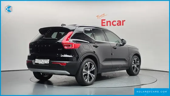 VOLVO XC40 B4 INSCRIPTION