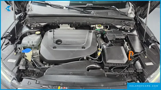 VOLVO XC40 B4 INSCRIPTION