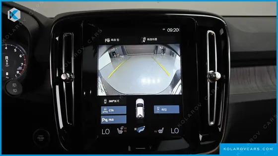 VOLVO XC40 B4 INSCRIPTION
