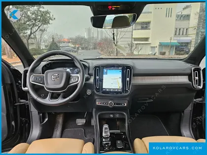 VOLVO XC40 B4 INSCRIPTION
