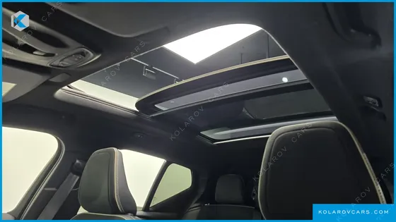 VOLVO XC40 B4 R-DESIGN