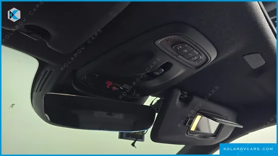 VOLVO XC40 B4 R-DESIGN