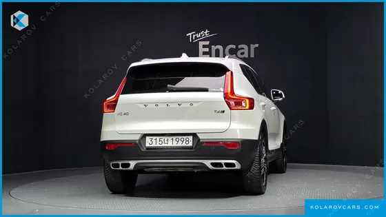 VOLVO XC40 T4 INSCRIPTION