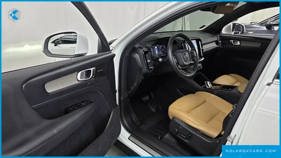 VOLVO XC40 T4 INSCRIPTION
