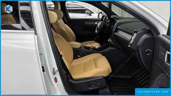 VOLVO XC40 T4 INSCRIPTION