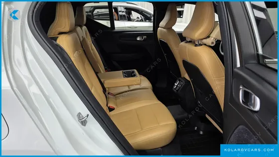 VOLVO XC40 T4 INSCRIPTION