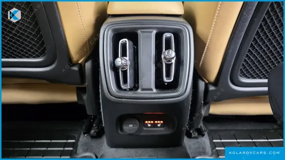 VOLVO XC40 T4 INSCRIPTION