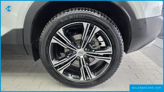 VOLVO XC40 T4 INSCRIPTION