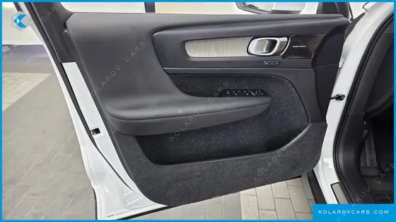 VOLVO XC40 T4 INSCRIPTION