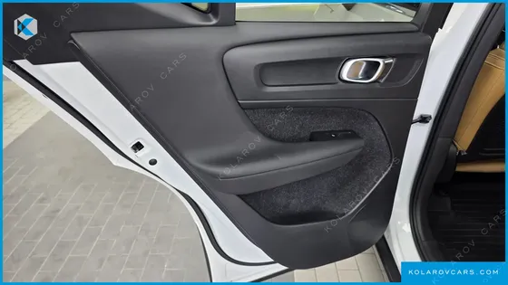 VOLVO XC40 T4 INSCRIPTION