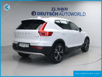 VOLVO XC40 B4 INSCRIPTION