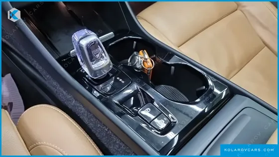 VOLVO XC40 B4 INSCRIPTION
