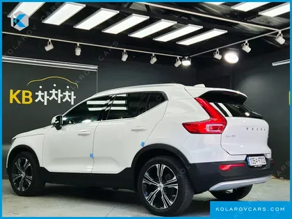 VOLVO XC40 B4 INSCRIPTION