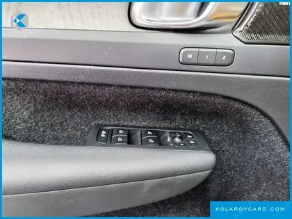 VOLVO XC40 B4 INSCRIPTION