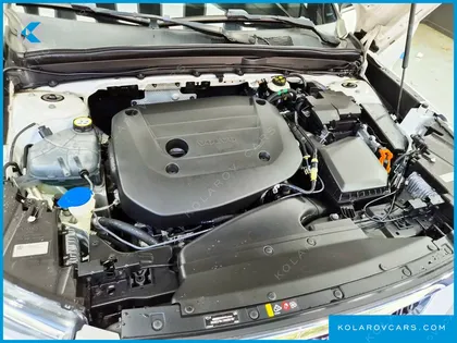 VOLVO XC40 B4 INSCRIPTION