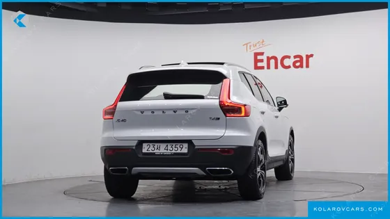 VOLVO XC40 T4 INSCRIPTION