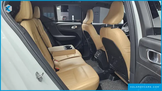 VOLVO XC40 T4 INSCRIPTION