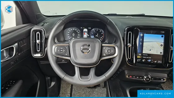 VOLVO XC40 T4 INSCRIPTION