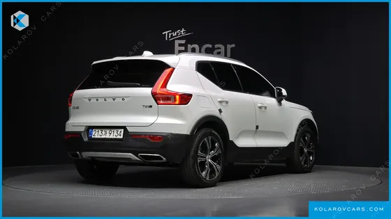 VOLVO XC40 T4 INSCRIPTION