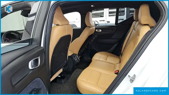 VOLVO XC40 T4 INSCRIPTION