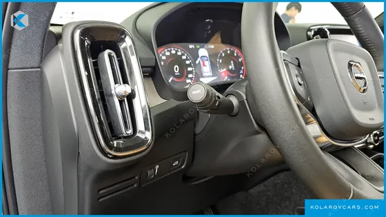 VOLVO XC40 T4 INSCRIPTION