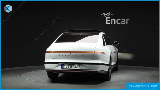 HYUNDAI GRANDEUR 2,5 GASOLINE 2WD