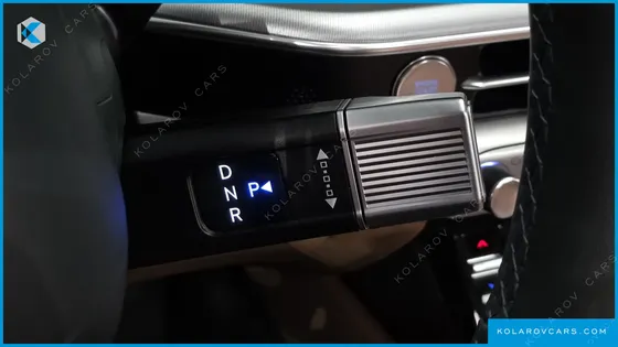 HYUNDAI GRANDEUR 2,5 GASOLINE 2WD