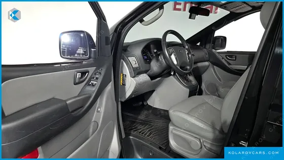 HYUNDAI STAREX CAMPING CAR