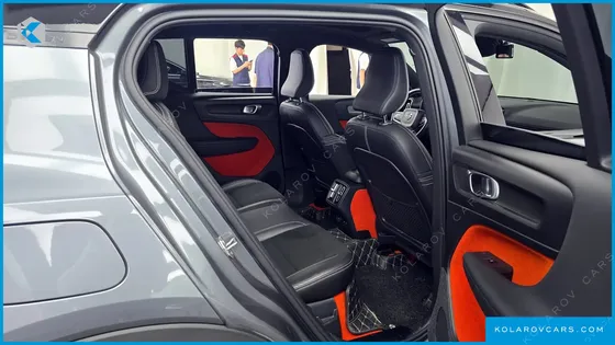 VOLVO XC40 T4 R-DESIGN