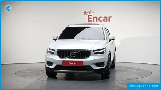 VOLVO XC40 B4 INSCRIPTION