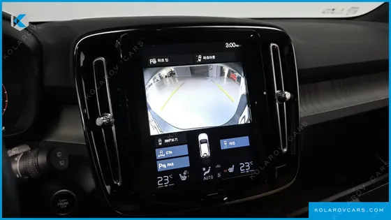 VOLVO XC40 B4 INSCRIPTION
