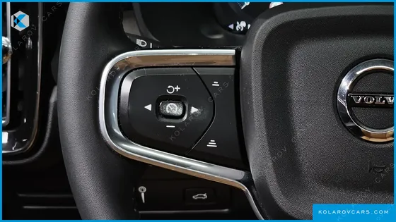 VOLVO XC40 B4 INSCRIPTION