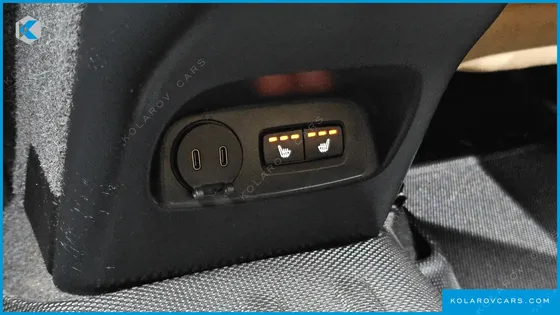 VOLVO XC40 B4 INSCRIPTION