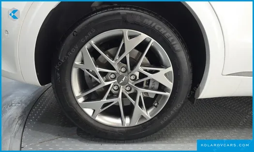 GENESIS GV70 2.5T GASOLINE 2WD