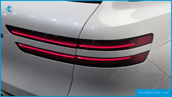 GENESIS GV70 2.5T GASOLINE 2WD