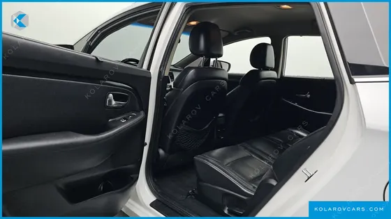 KIA CARENS 1.7 VGT NOBLESSE