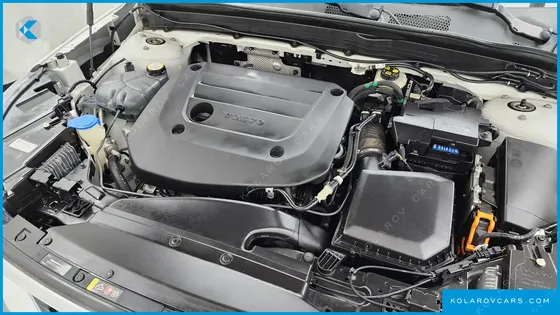 VOLVO XC40 B4 INSCRIPTION