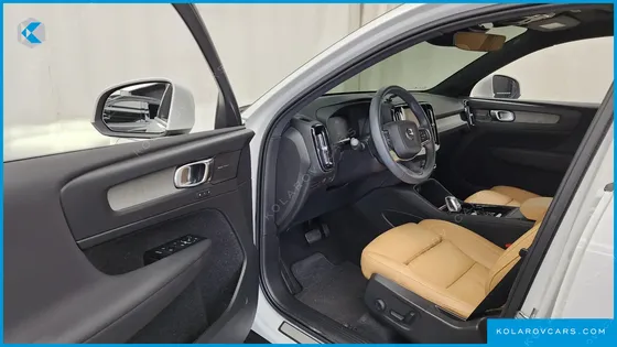 VOLVO XC40 B4 INSCRIPTION