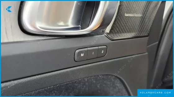 VOLVO XC40 B4 INSCRIPTION