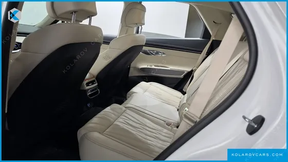 GENESIS GV70 2.5T GASOLINE 2WD