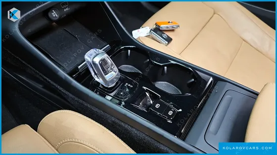 VOLVO XC40 B4 INSCRIPTION